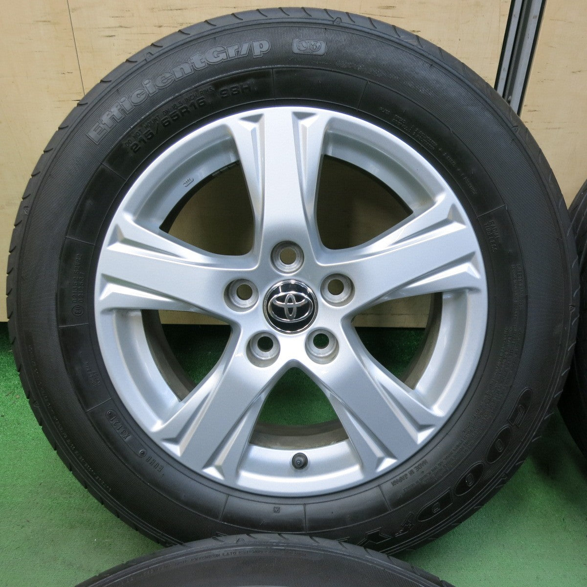 4本価格！21年★トヨタ 30系 アルファード ヴェルファイア 純正 215/65R16 グッドイヤー EfficientGrip 16インチ PCD114.3/5H★5050210SYノ