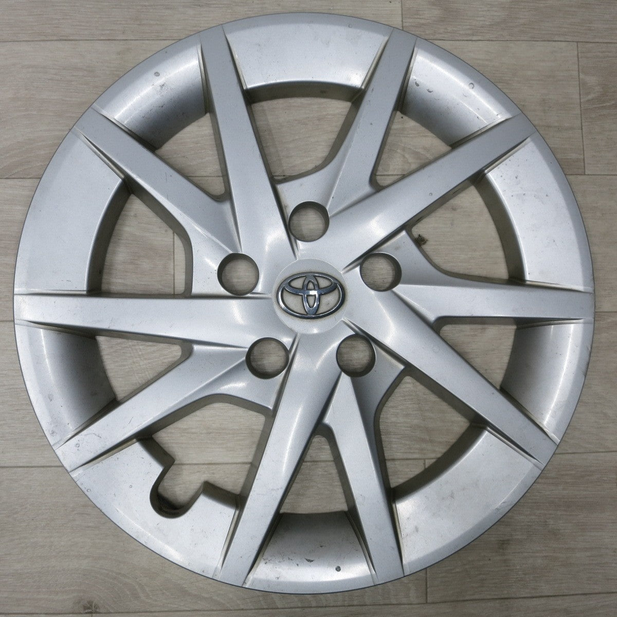 [送料無料] 4枚価格◆トヨタ プリウスα 純正 ホイール キャップ カバー 16インチ TOYOTA 42602-47090◆