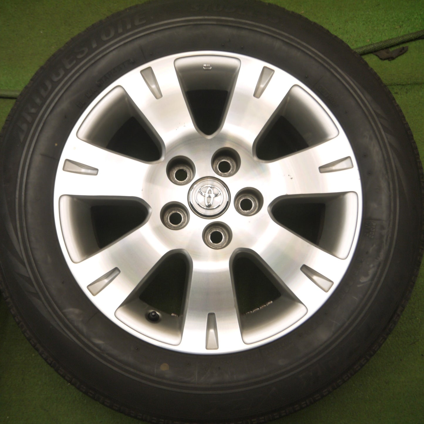 *送料無料* 4本価格★トヨタ 10系 アルファード 純正 205/65R16 スタッドレス ブリヂストン ブリザック VRX 16インチ PCD114.3/5H★4060701Hス