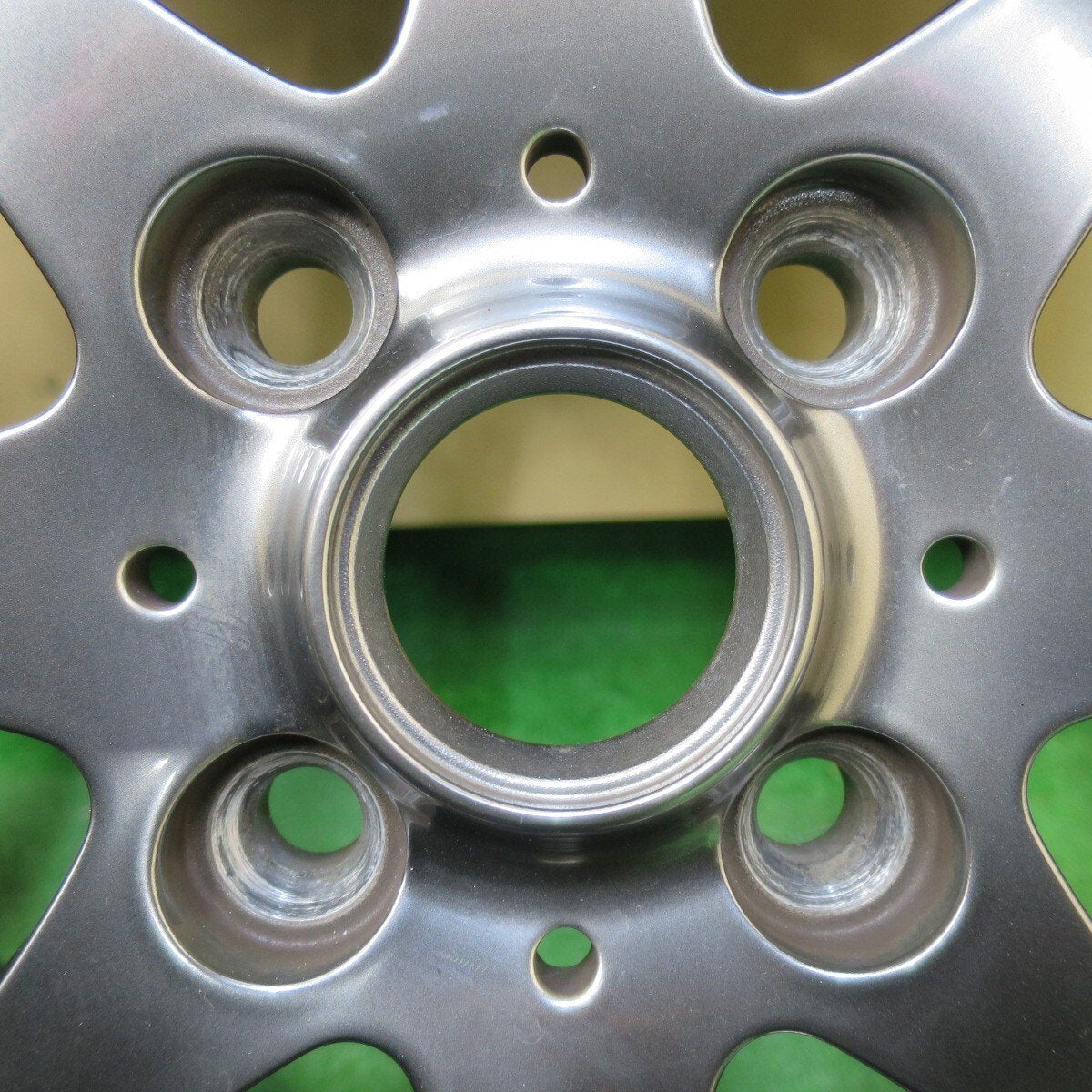 キレイ！21年★スタッドレス 175/65R15 ピレリ アイスアシンメトリコ プラス 阿部商会 15インチ PCD100/4H★4113014イス