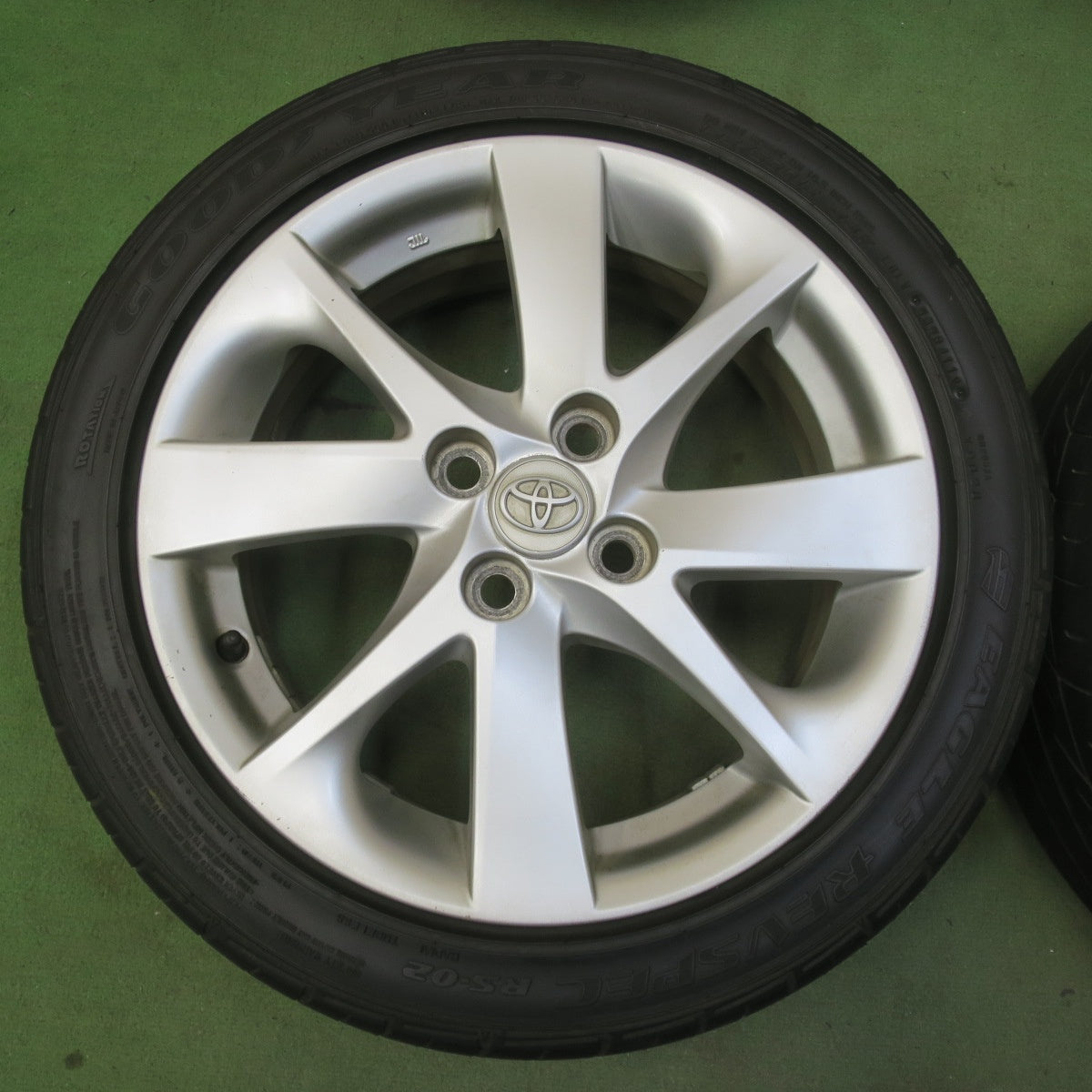 4本価格◎トヨタ NHP10 アクア ツーリング 純正 195/50R16 グッドイヤー イーグル REVSPEC RS-02 16インチ PCD100/4H◎6081901イノ