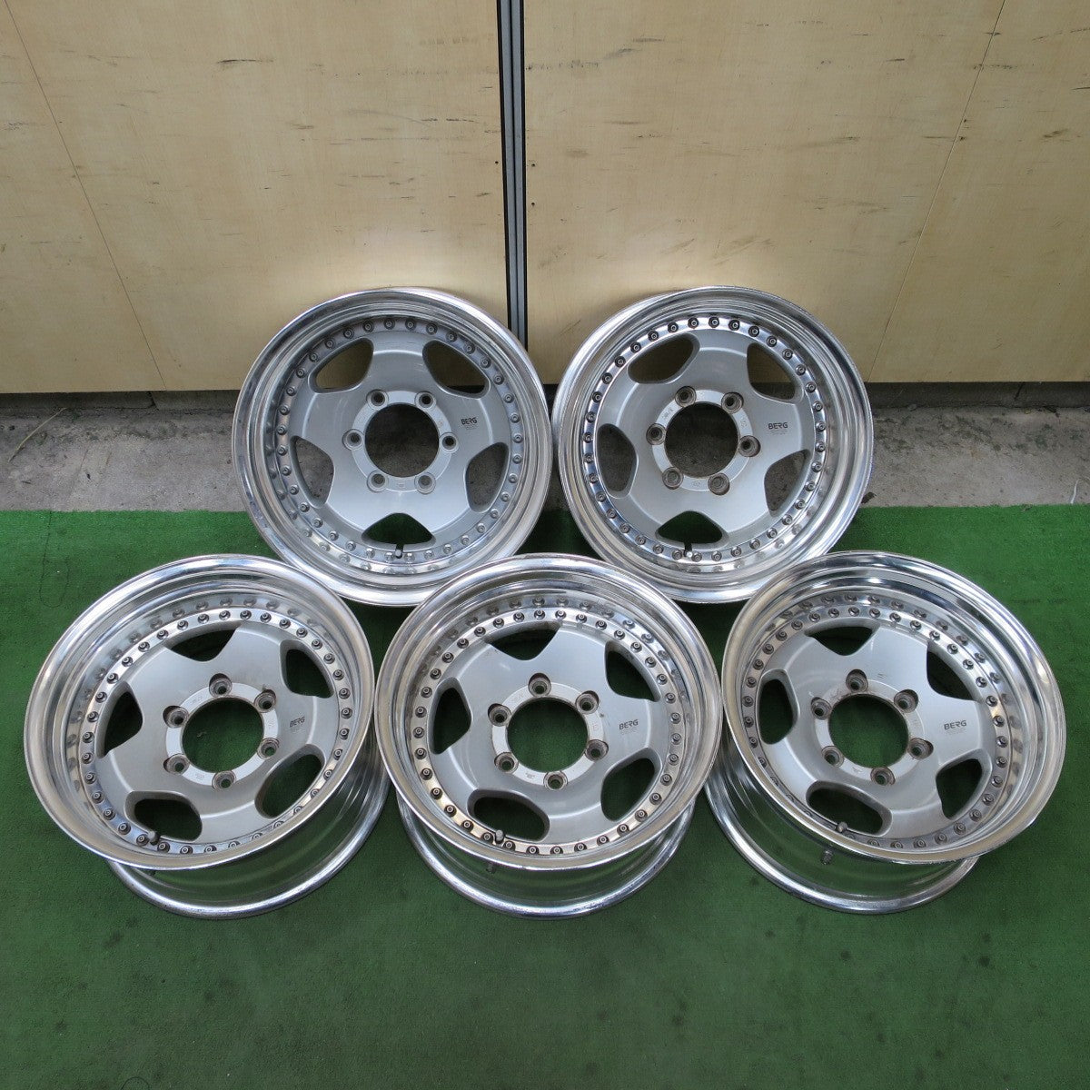 5本価格★BERG ベルグ 16インチ ホイール 16×8J PCD139.7/6H★6061201ナホ