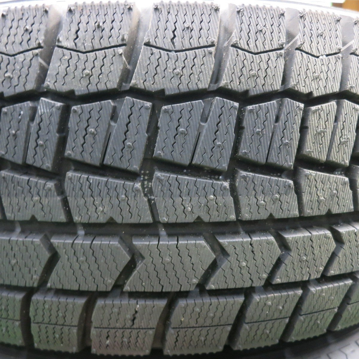バリ溝！23年！キレイ！ほぼ10分★スタッドレス 215/65R16 ダンロップ ウインターマックス WM02 JOKER ジョーカー 16インチ PCD114.3/5H★4123006HAス