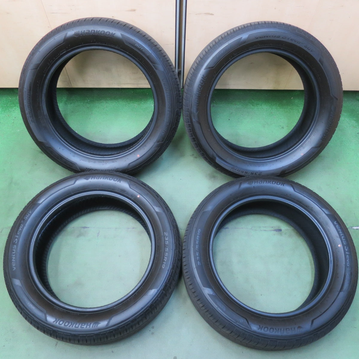新車外し！26年◎235/55R19 ハンコック ベンタス S1 evo3 SUV タイヤ 19インチ RAV4 レクサス RX エクストレイル 等◎6083121イノタ