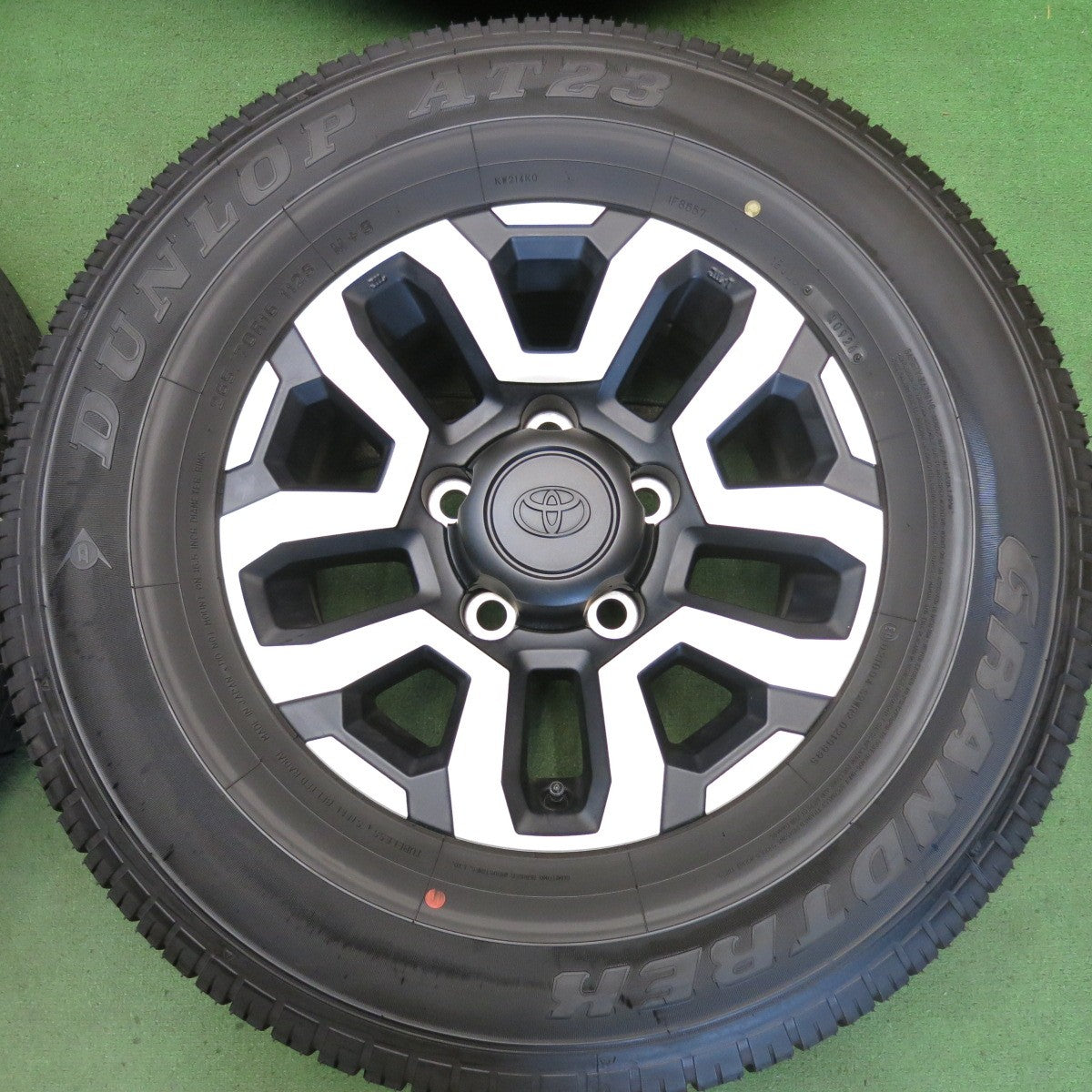 バリ溝！26年！9.5分◎トヨタ ランクル 70 純正 265/70R16 ダンロップ AT23 グラントレック 16インチ PCD150/5H◎6082301HAノ