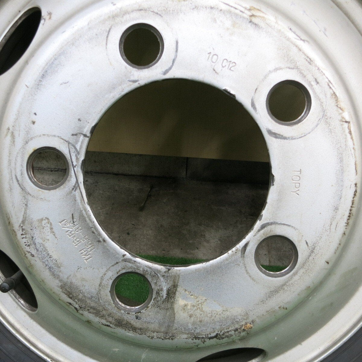バリ溝！22年！ほぼ10分！2本★トラック タイヤ 195/85R16 114/112L スタッドレス ブリヂストン ブリザック W979 TOPY スチール 116.5-8TC PCD203.2/5H★5021907ナス