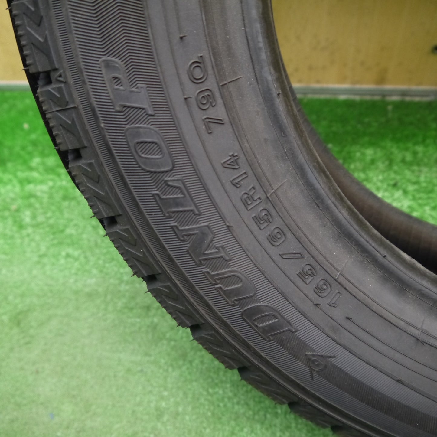 未使用！22年！1本★スタッドレス 165/65R14 ダンロップ ウインターマックス WM02 タイヤ 14インチ ソリオ ハスラー デリカ D:2 タンク ルーミー 等★6022406Hス
