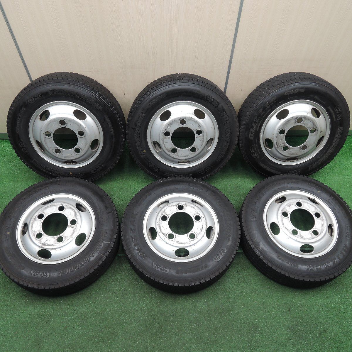 6本価格★トラック タイヤ 185/85R16 111/109L スタッドレス ブリヂストン ブリザック W979 TOPY ホイール 16インチ★3111808HAス