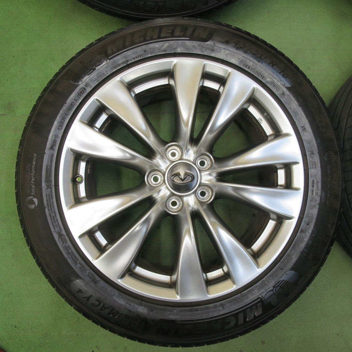 4本価格★日産 Y51 フーガ 純正 245/50R18 ミシュラン プライマシー4 インフィニティ 18インチ PCD114.3/5H★5111303TTノ