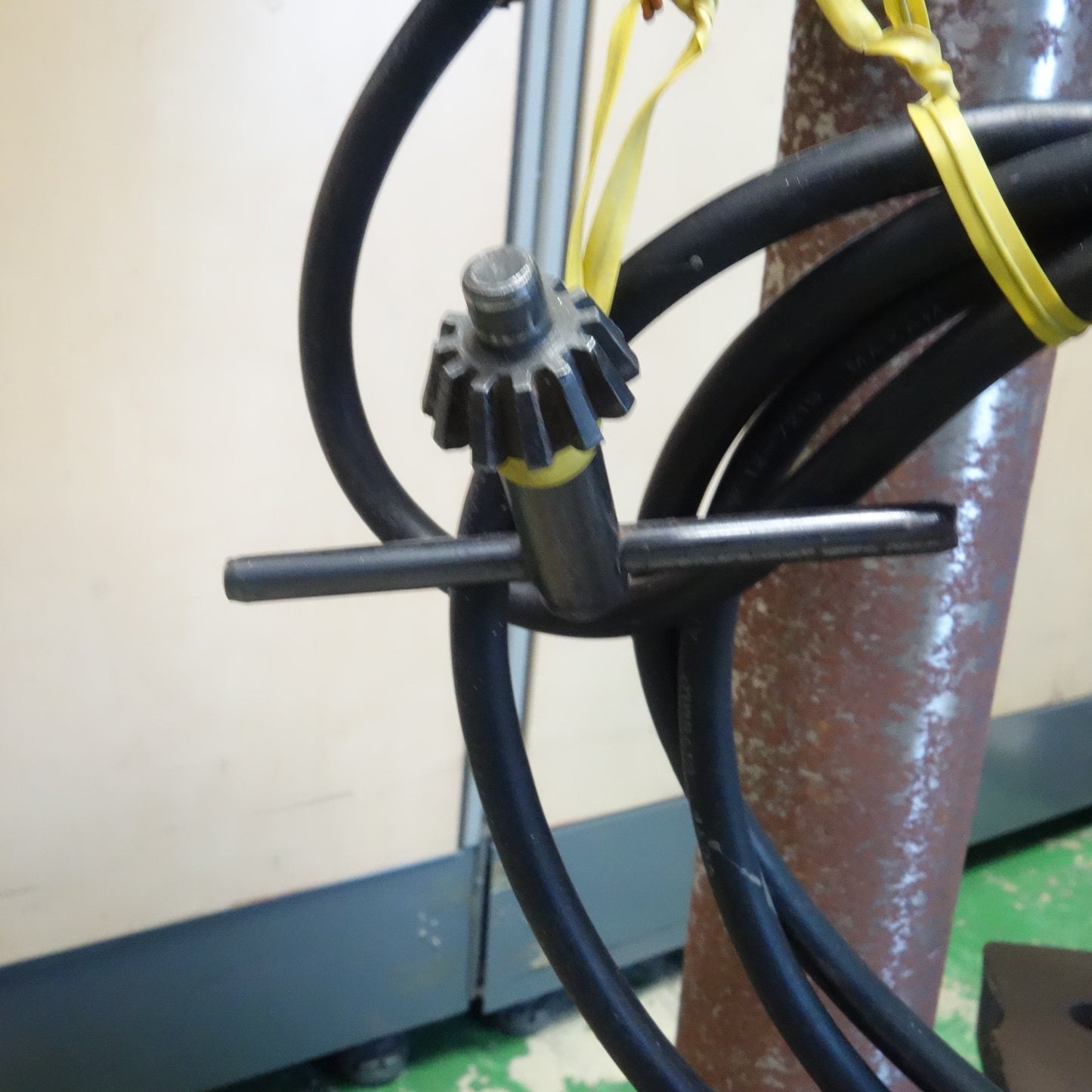 [送料無料] ☆新興製作所 卓上 ボール盤 DRILL-PRESS ドリル プレス 100V SD-13 穴あけ SHINKO 電動 工具☆