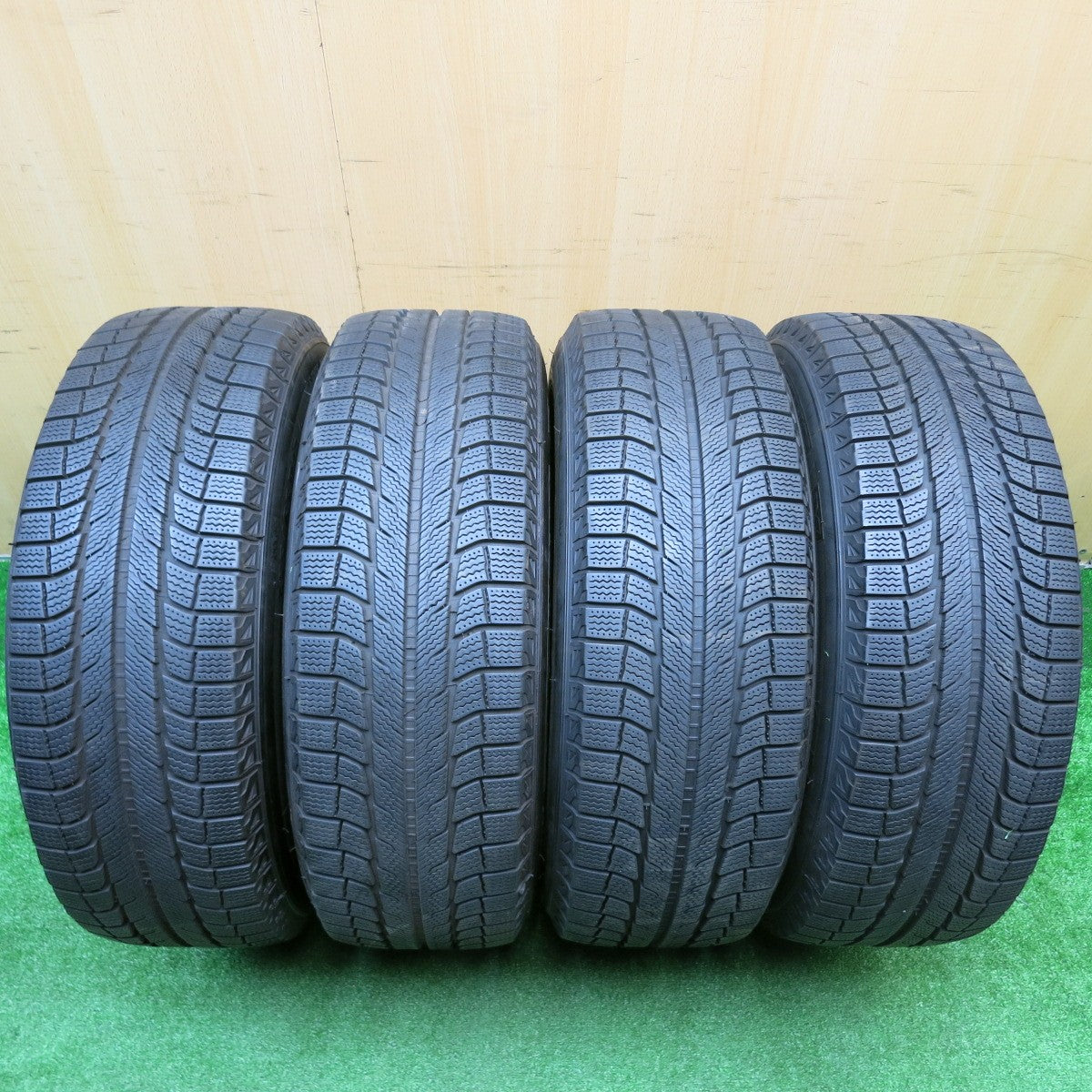 バリ溝！9分★アウディ Q5 純正 235/65R17 ミシュラン LATITUDE X-ICE XI2 17インチ PCD112/5H★5102312HAス