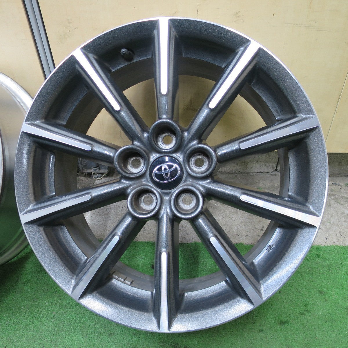 キレイ★トヨタ 86 ZN6 スバル BRZ ZC6 純正 ホイール 16インチ 16×6.5J PCD100/5H★6042401NGホ