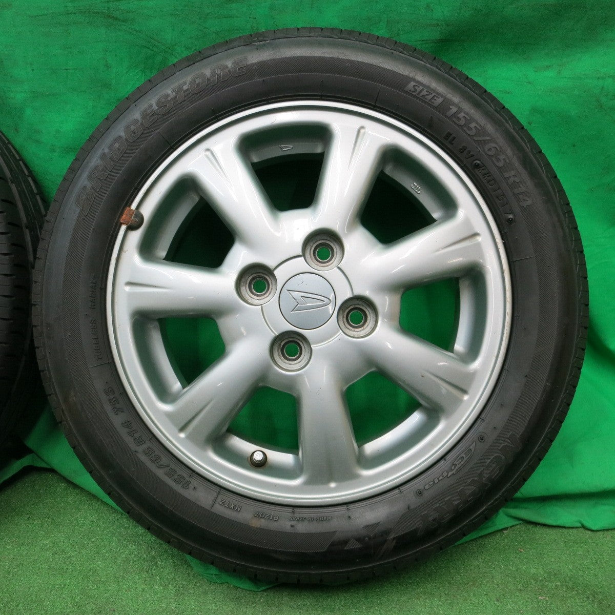 *送料無料* バリ溝！ほぼ10分★ダイハツ タント 純正 155/65R14 ブリヂストン ネクストリー エコピア 14インチ PCD100/4H★4052503ナノ