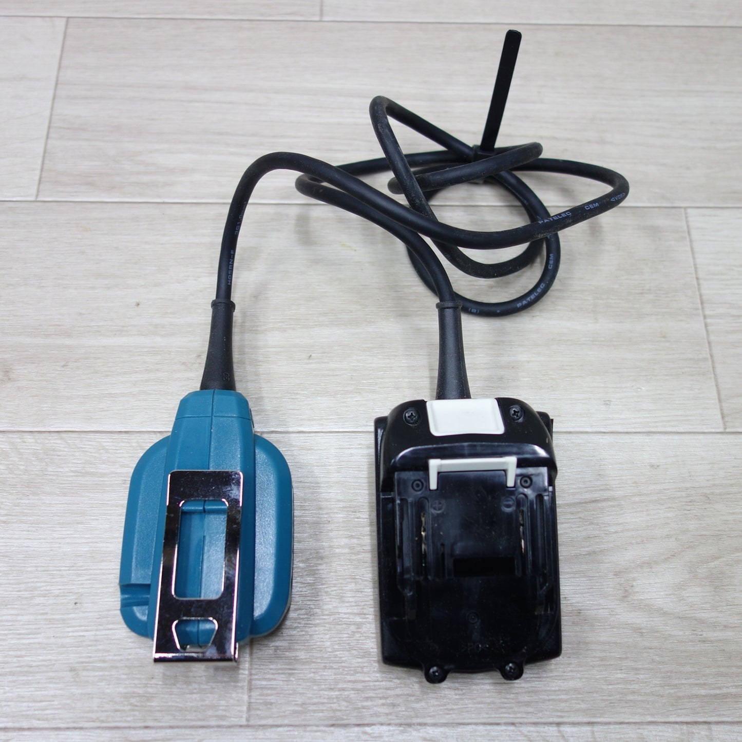 [送料無料] ◆マキタ バッテリ アダプタ BAP18E 12520 18V 作業 分離 充電 Makita◆