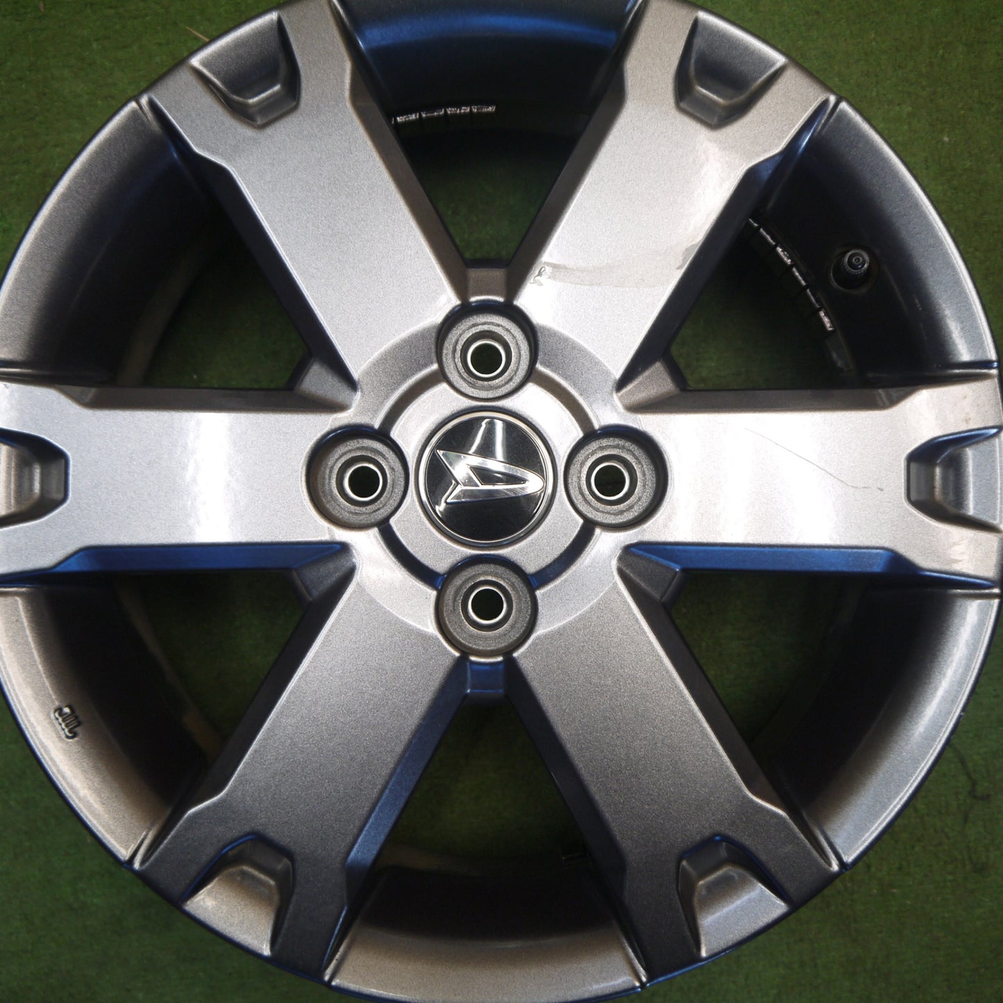 4本価格★ダイハツ LA900S タフト Gターボ 純正 ホイール 15インチ 15×4.5J PCD100/4H★6052001Hホ