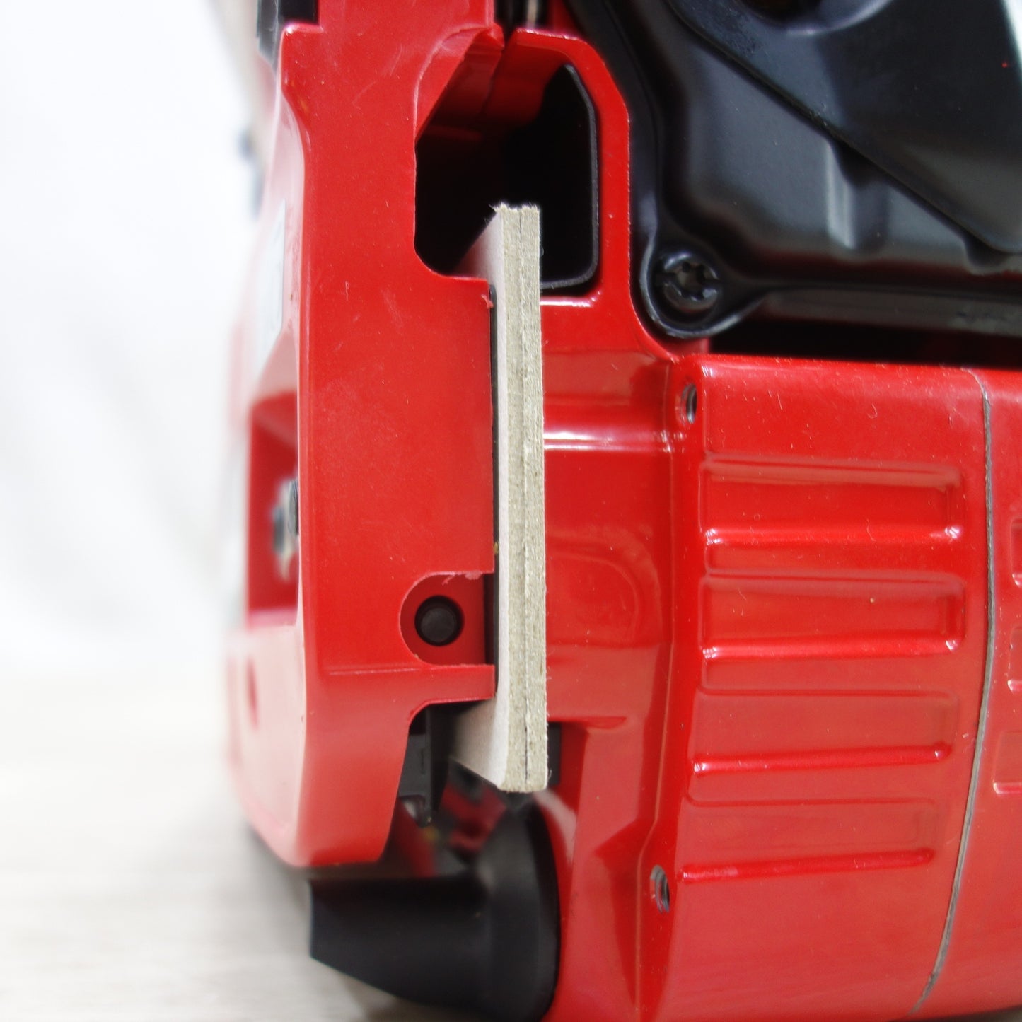 [送料無料] 未使用！付属品付き◆ゼノア チェンソー G5201 切断機 電動 工具 チェーンソー 軽量 のこぎり 木工用 ZENOAH◆