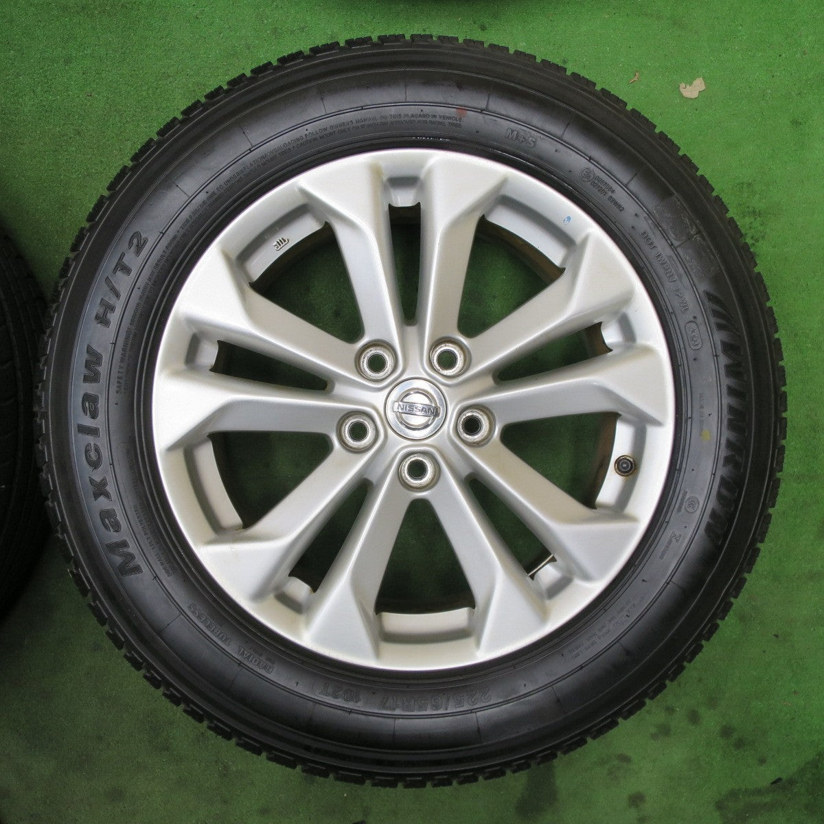 バリ溝！23年！キレイ！9.5分★日産 T32 エクストレイル 純正 225/65R17 ウィンラン Maxclaw H/T2 17インチ PCD114.3/5H★5100101TTノ