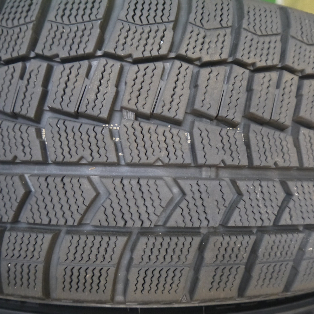 バリ溝！24年！9.5分◎スタッドレス 215/45R17 ダンロップ ウインターマックス WM02 FEID フェイド 17インチ PCD100 114.3/5H マルチ◎6091603Hス