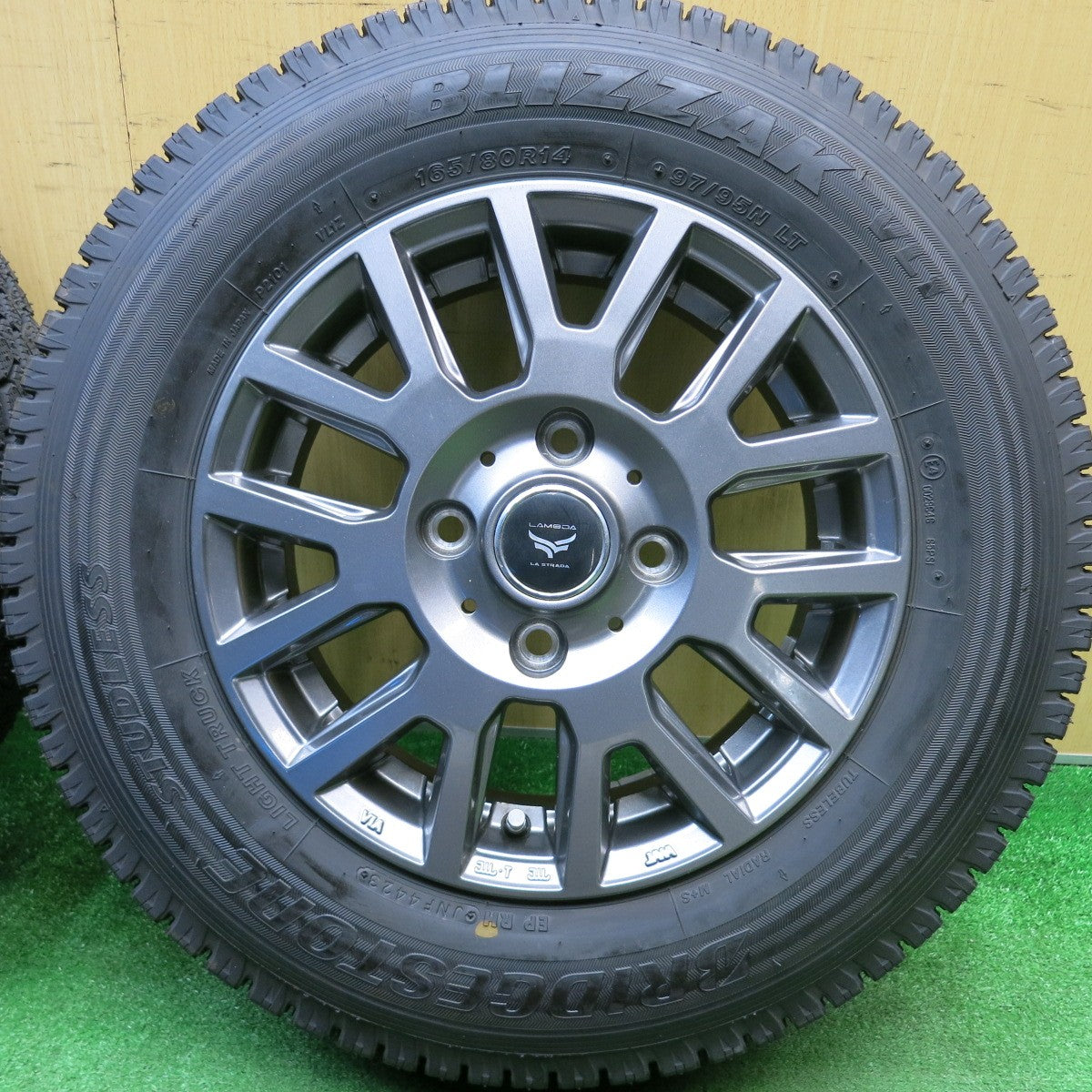 ほぼ未使用！23年★スタッドレス 165/80R14 97/95N ブリヂストン ブリザック VL1 LAMBDA LA STRADA 阿部商会 ラ ストラーダ ラムダ 14インチ PCD114.3/4H★6011703HAス