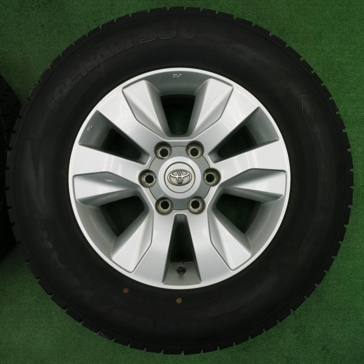 [送料無料] バリ溝！21年！キレイ！9分★トヨタ 125系 ハイラックス 純正 ENKEI 265/65R17 スタッドレス グッドイヤー アイスナビ SUV エンケイ PCD139.7/6H★4102503NJス