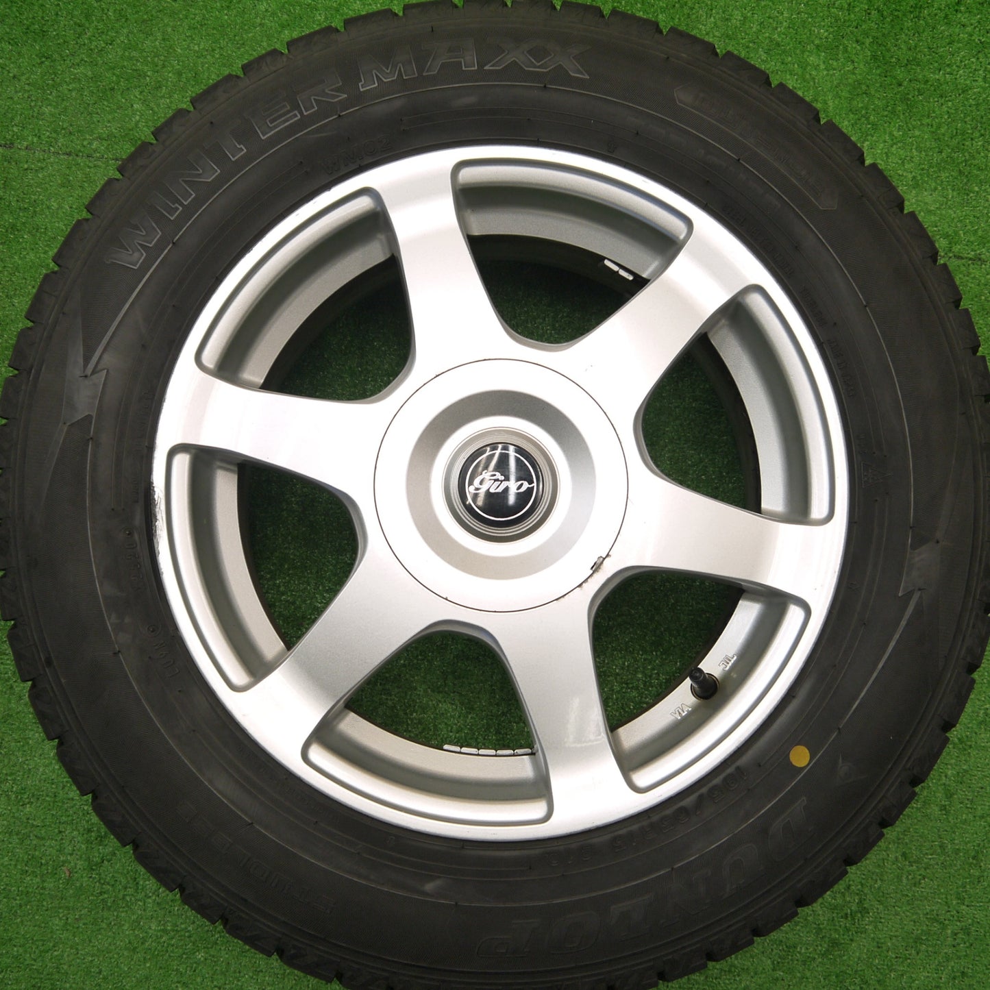 バリ溝！9.5分★スタッドレス 195/65R15 ダンロップ ウインターマックス WM02 giro ギロ 15インチ PCD100 114.3/5H マルチ★5101506Hス