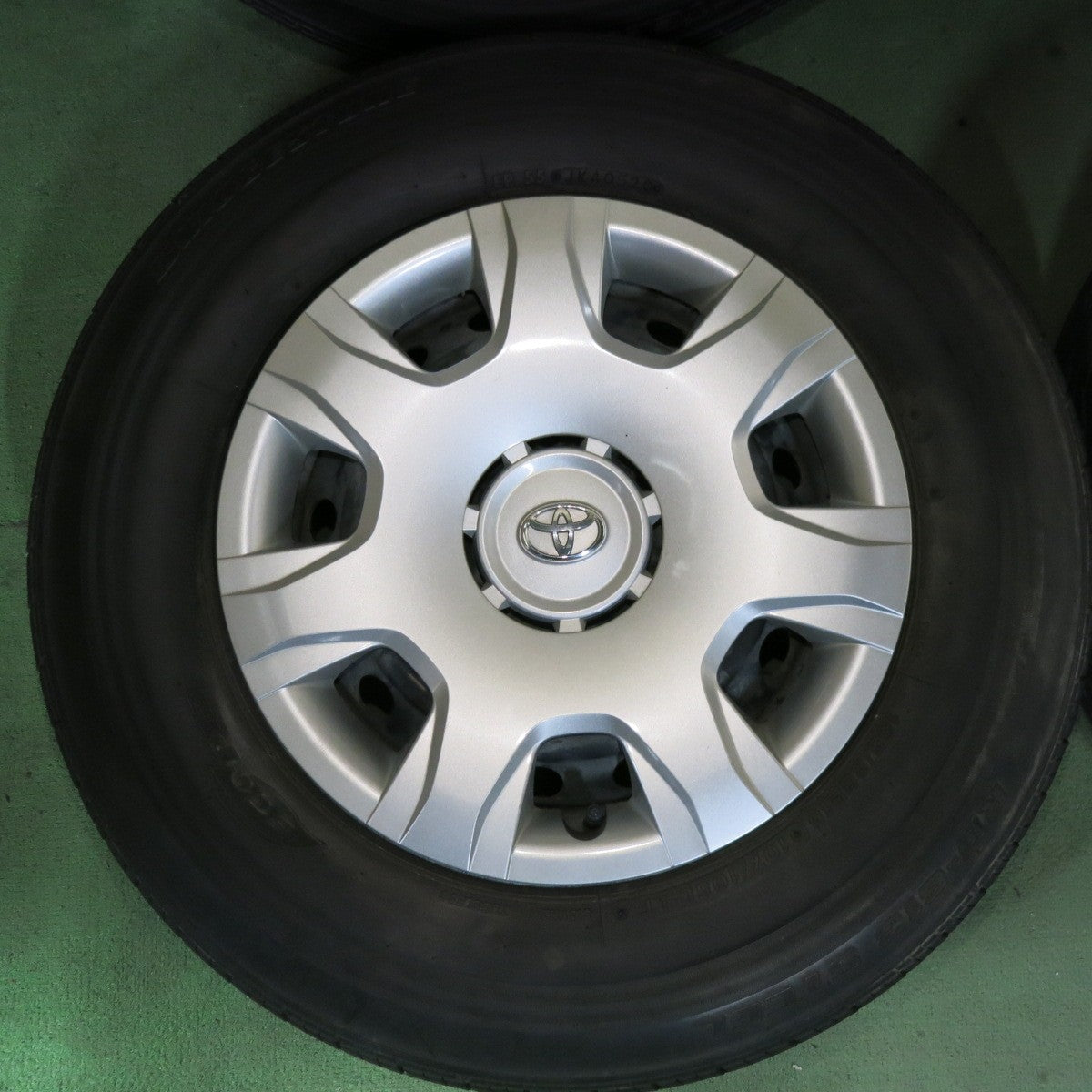 4本価格★トヨタ 200系 ハイエース 純正 スチール 195/80R15 107/105L ブリヂストン RD-613 STEEL エコピア 15インチ PCD139.7/6H★5061311SYノ
