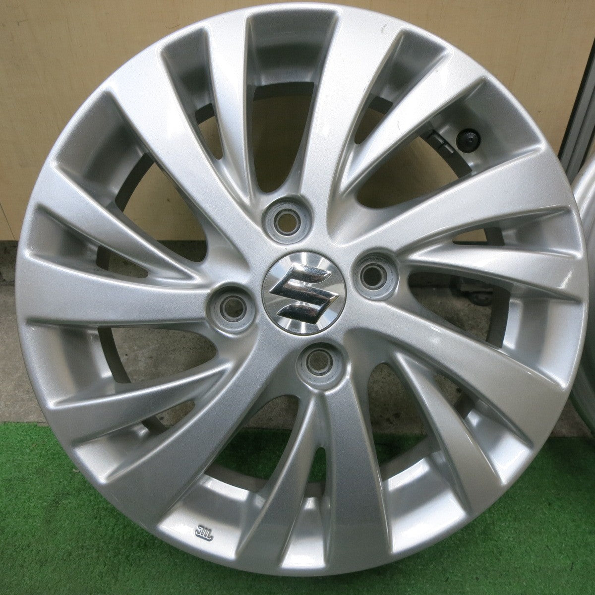 キレイ★スズキ MK53S スペーシア ワゴンR 等 純正 ホイール 14インチ 14×4.5J PCD100/4H★6011704ナホ