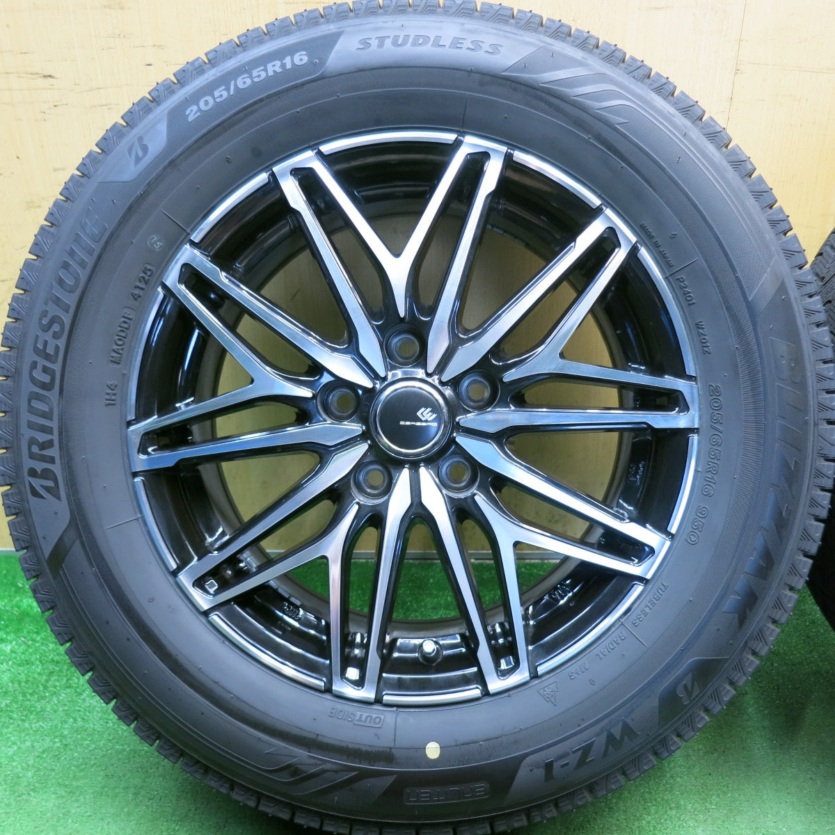 バリ溝！25年！キレイ！ほぼ10分◎スタッドレス 205/65R16 ブリヂストン ブリザック WZ-1 CEREBRO WA45 セレブロ 16インチ PCD114.3/5H◎6071204HAス