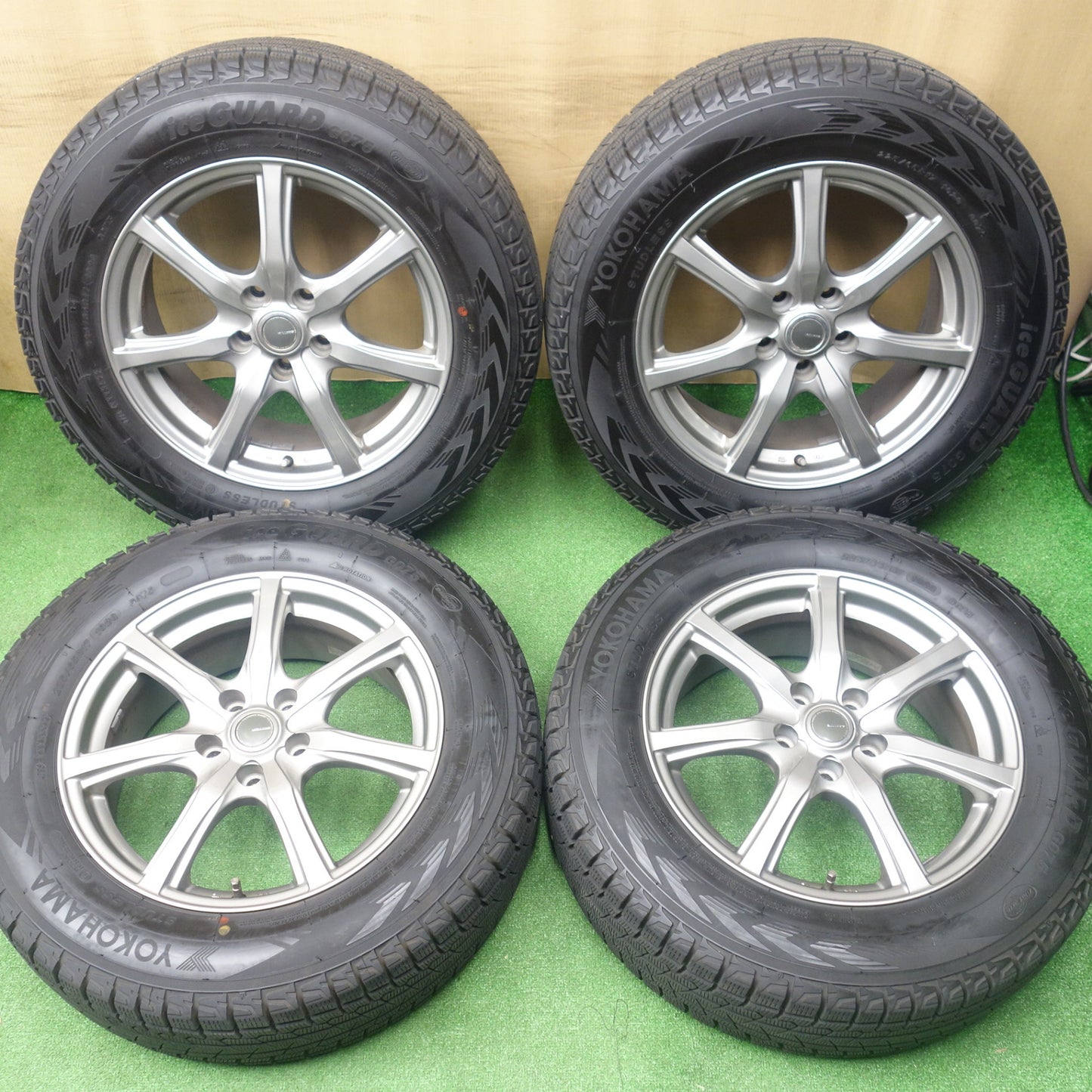 バリ溝！22年！キレイ！9.5分★スタッドレス 225/65R17 ヨコハマ アイスガード G075 MiLLOUS Ki ミルアス 17インチ PCD114.3/5H★6021403KTス
