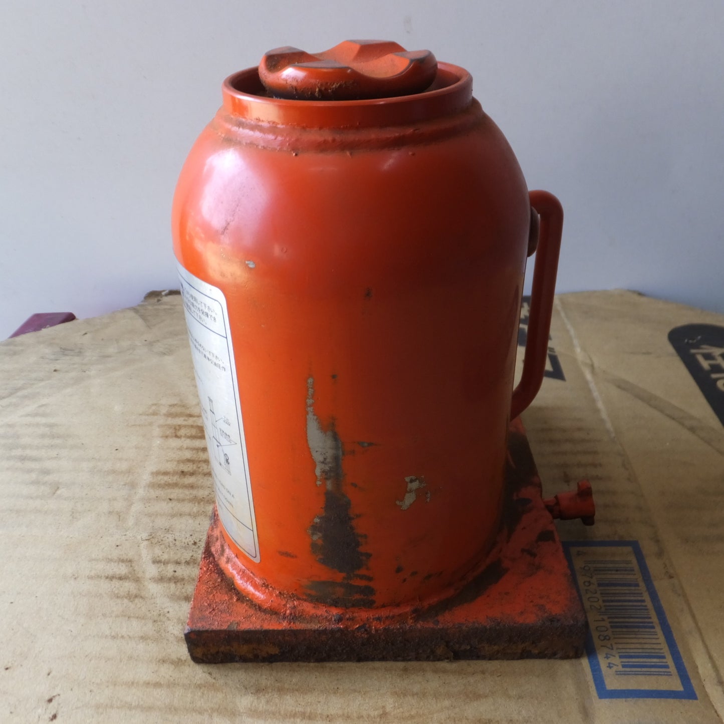 [送料無料] ◆マサダ 油圧ジャッキ HPD-10-2 工具 10TON 10ton 10トン 10000kg 油圧式 オイル だるま ダルマ 車載 自動車 点検 整備(1)◆