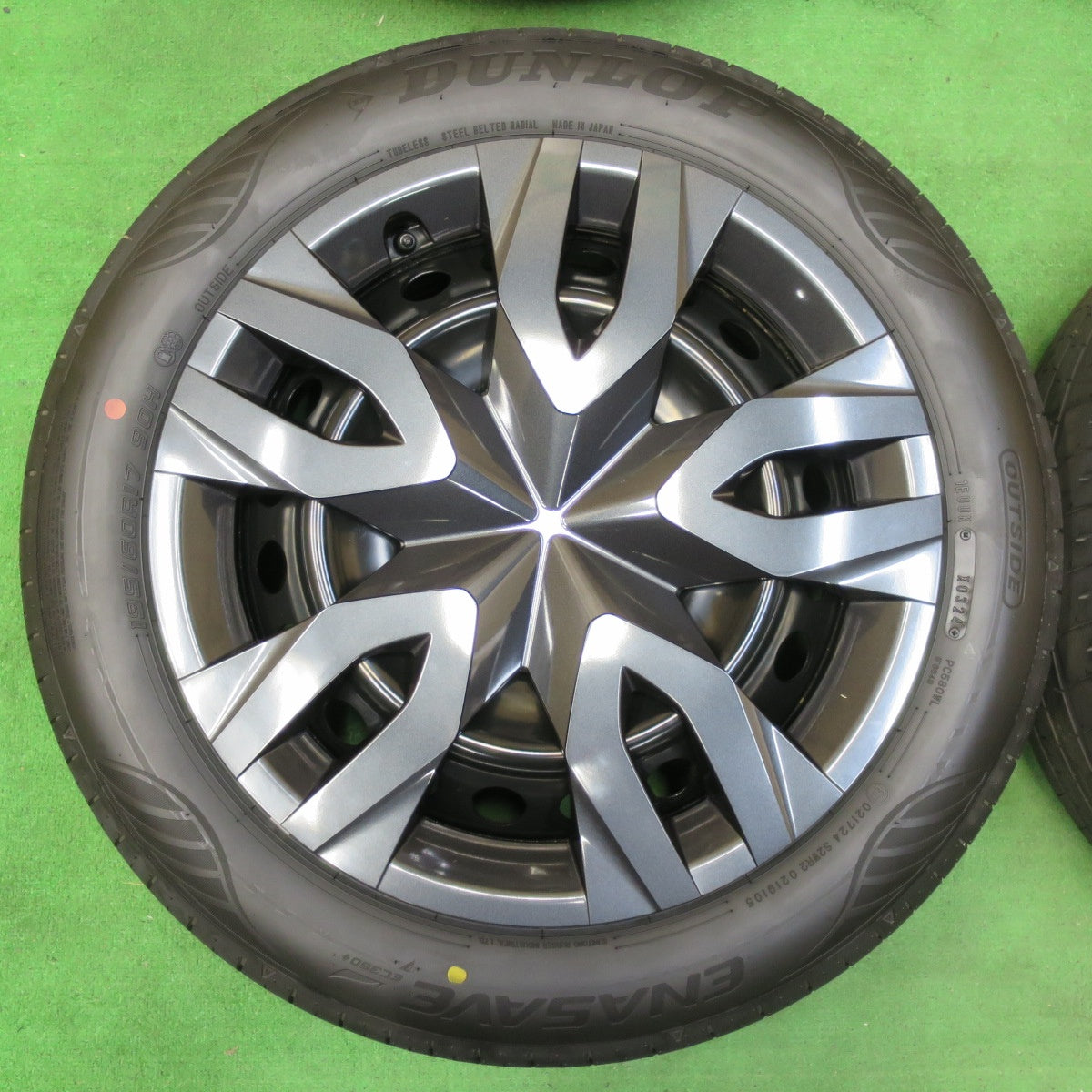*送料無料* 新車外し！24年★トヨタ 60系 プリウス 純正 スチール 195/60R17 ダンロップ エナセーブ EC350+ 17インチ PCD114.3/5H★4062102イノ
