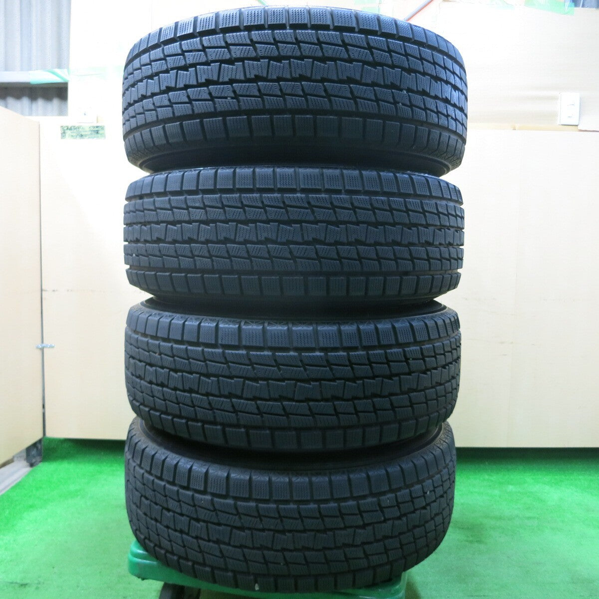 バリ溝 キレイ 9.5分★ランクル等 265/65R17 スタッドレス グッドイヤー アイスナビ SUV 社外 アルミ PCD139.7/6H★3121201イス