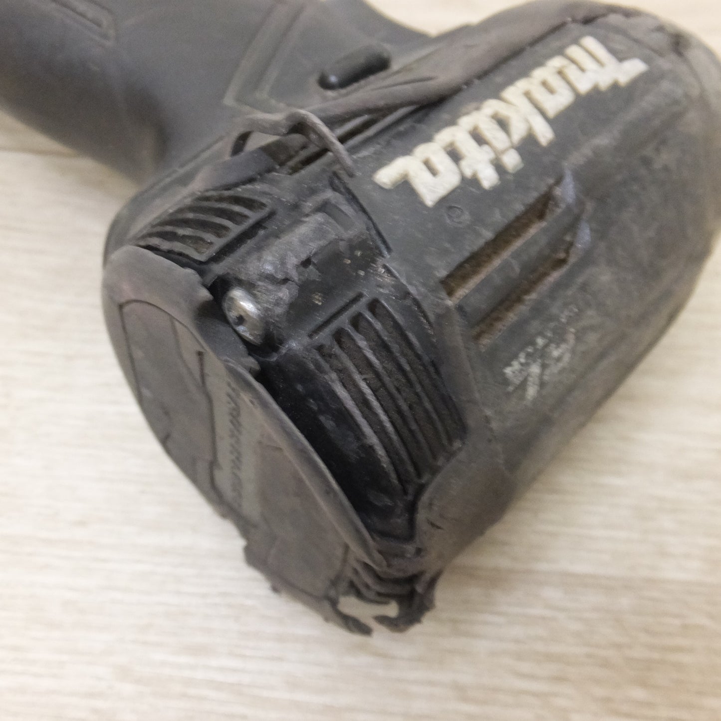 [送料無料] ★マキタ makita 充電式インパクトドライバ TD002G 36V-40V(max) 本体のみ★