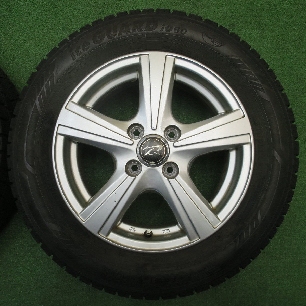 バリ溝！21年！9.5分★スタッドレス 175/65R14 ヨコハマ アイスガード iG60 Treffer トレファー 14インチ PCD100/4H★5120404NJス