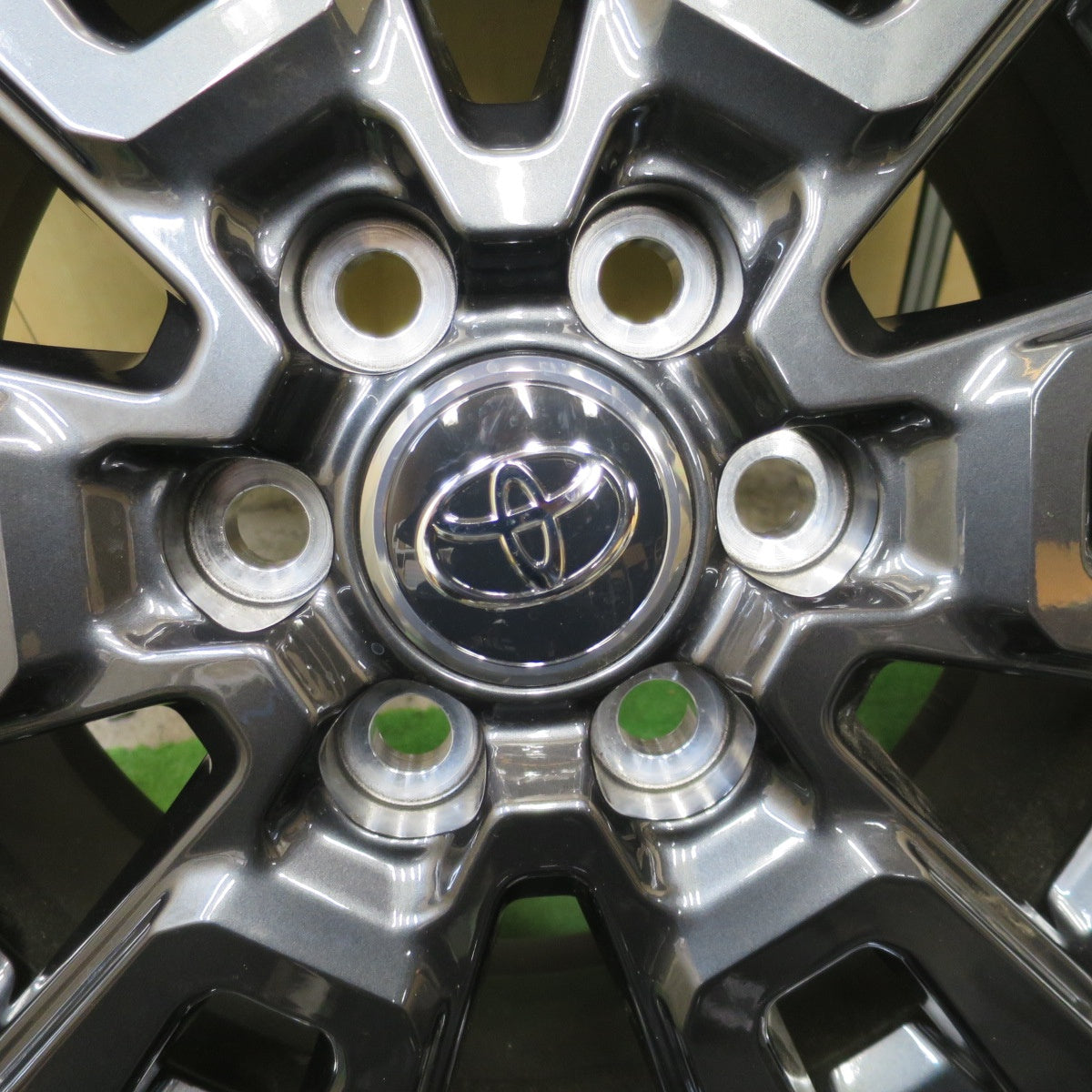 新車外し！25年★トヨタ ランクル 250 VX 純正 265/65R18 ダンロップ AT23 グラントレック 18インチ PCD139.7/6H★6042101NGノ
