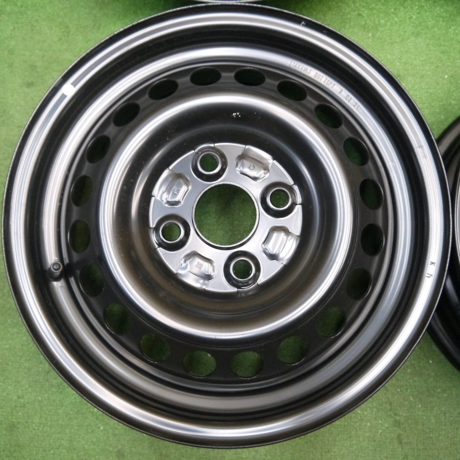 新車外し☆ダイハツ ムーヴ キャンバス 純正 スチール ホイール 14