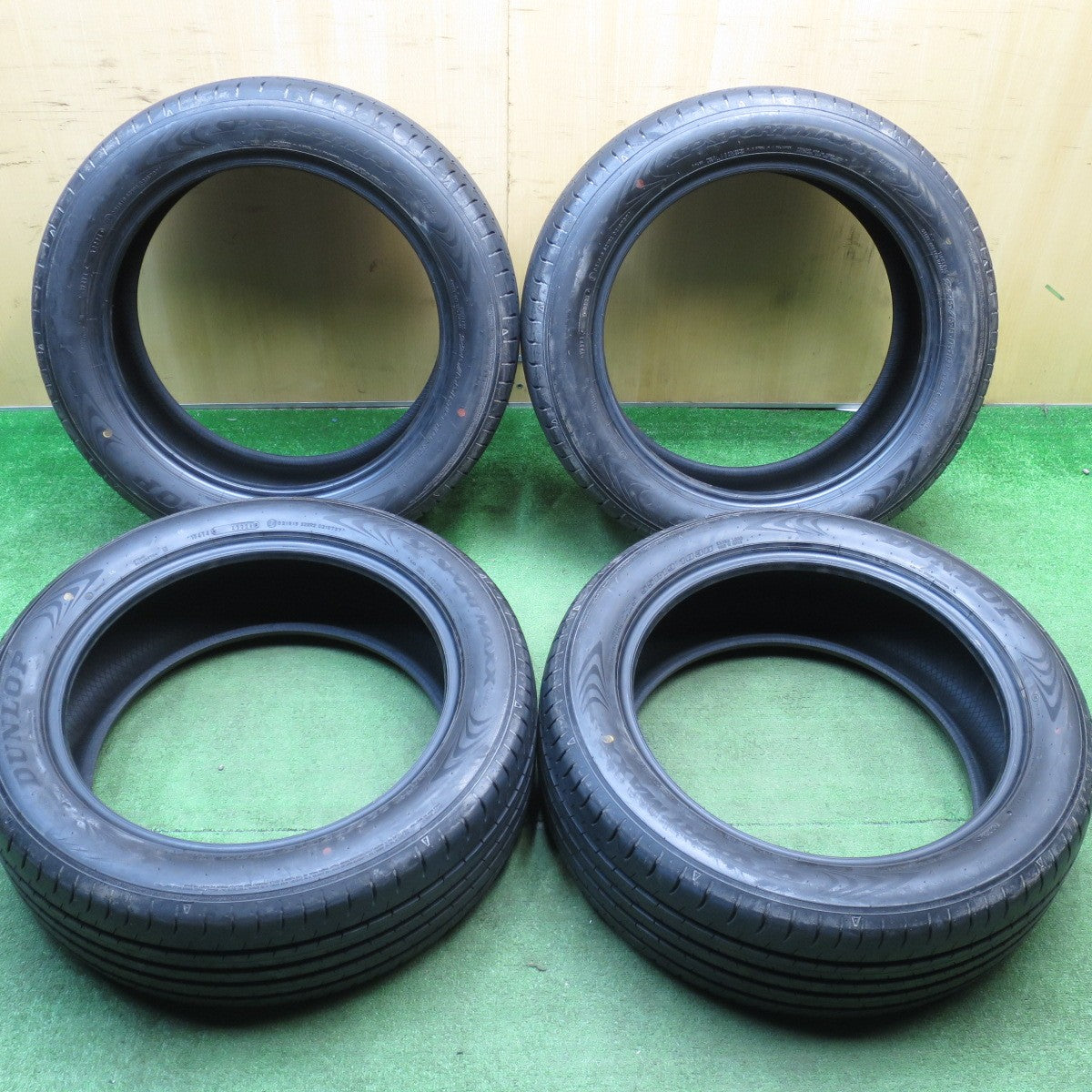 [送料無料] 新車外し！24年★225/55R19 ダンロップ SPスポーツマックス 060 タイヤ 19インチ 40系 アルファード ヴェルファイア等★5040502KKノタ