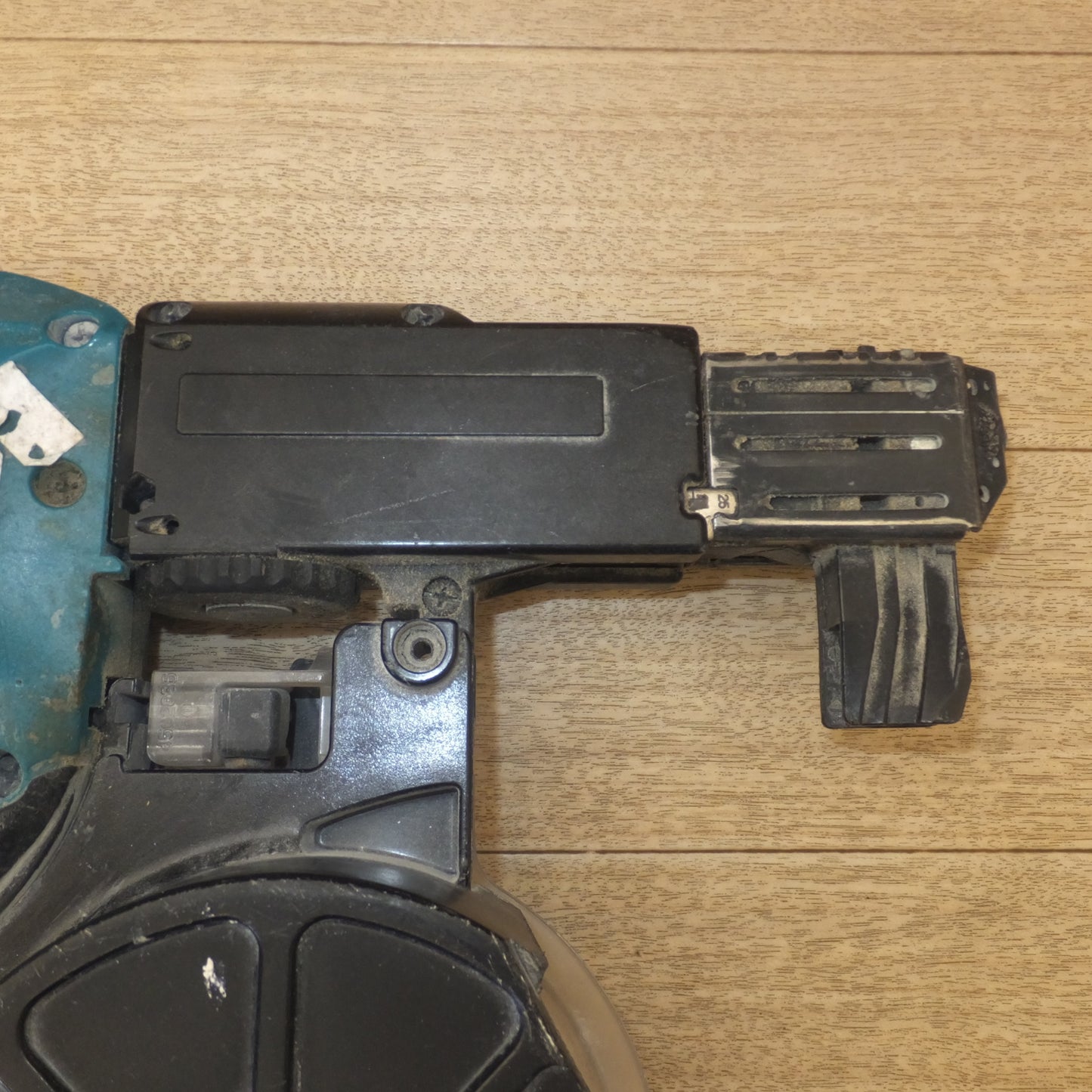 [送料無料] 現状品★マキタ makita オートパックスクリュードライバ 6841R　6000回転　連結ビス コイルタイプ 長さ 25～41mm(2)★
