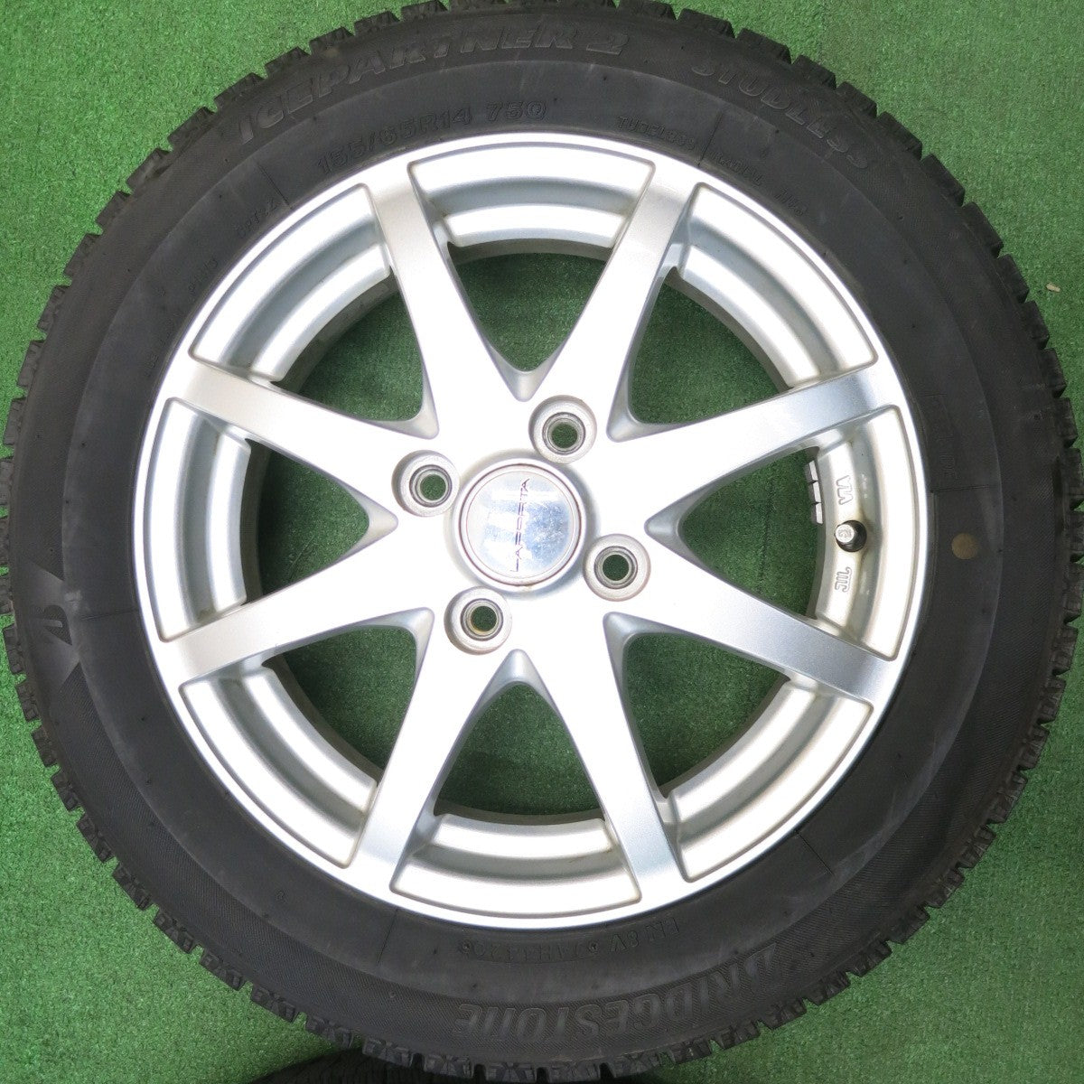 バリ溝！キレイ！9.5分★スタッドレス 155/65R14 ブリヂストン アイスパートナー2 LAPORTA ラポルタ 14インチ PCD100/4H★5120404HAス