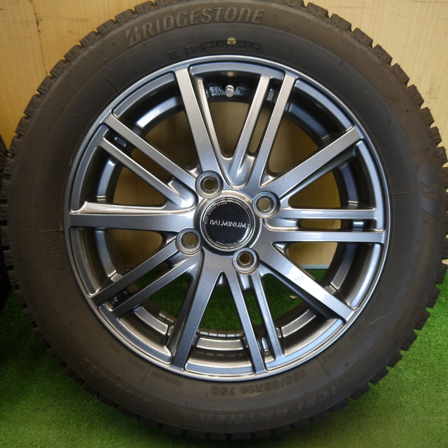 バリ溝！24年！キレイ！9.5分★スタッドレス 155/65R14 ブリヂストン アイスパートナー2 BALMINUM BR10 バルミナ 14インチ PCD100/4H★6051208Hス