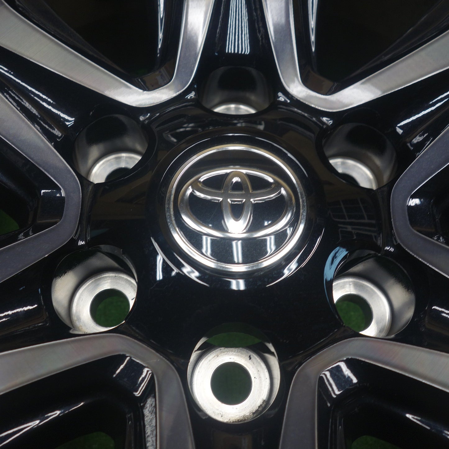 バリ溝！22年！キレイ！9.5分◎トヨタ GUN125 ハイラックス 純正 265/60R18 ダンロップ グラントレック PT AT25 18インチ PCD139.7/6H◎6060501KTノ