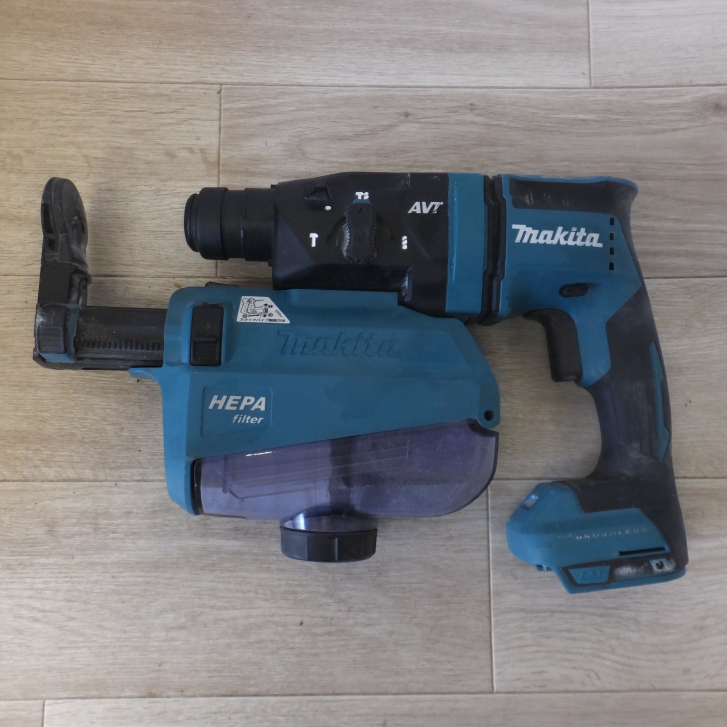 [送料無料] ★マキタ makita 18mm 充電式ハンマドリル HR182DZKV 18V　バッテリ2個 付★