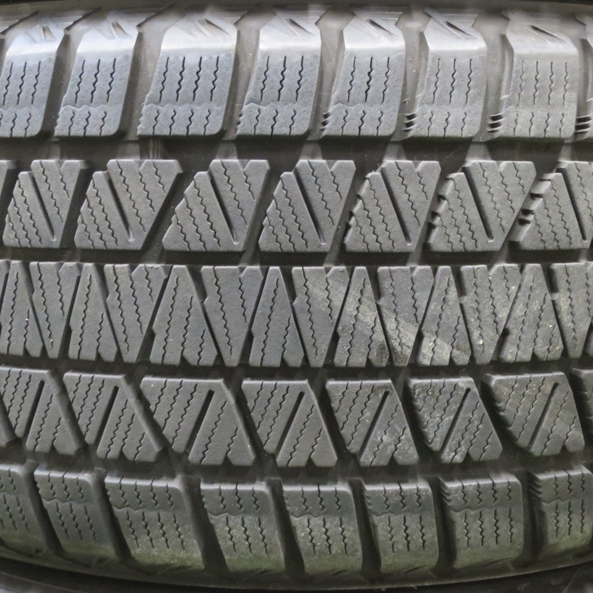 バリ溝！キレイ！9.5分★BMW 等 MAK RAPP 265/50R19 スタッドレス ブリヂストン ブリザック DM-V3 ラップ 19インチ PCD112/5H★6010506ナス