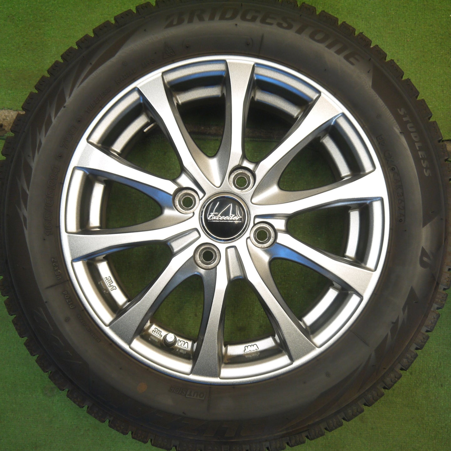 バリ溝！24年！キレイ！9分◎スタッドレス 165/65R14 ブリヂストン ブリザック VRX2 Exceeder エクシーダー 14インチ PCD100/4H◎6072104Hス