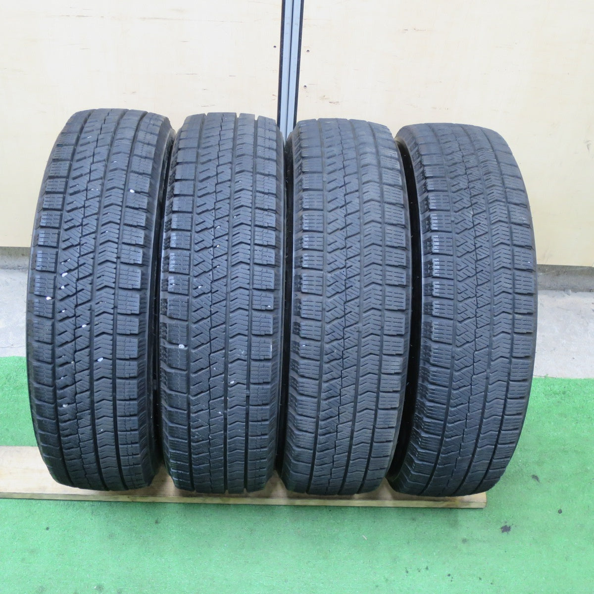 バリ溝！21年！キレイ！9分★スタッドレス 155/65R14 ブリヂストン ブリザック VRX2 Eta TIRADO LA STRADA 14インチ PCD100/4H★5062006TTス
