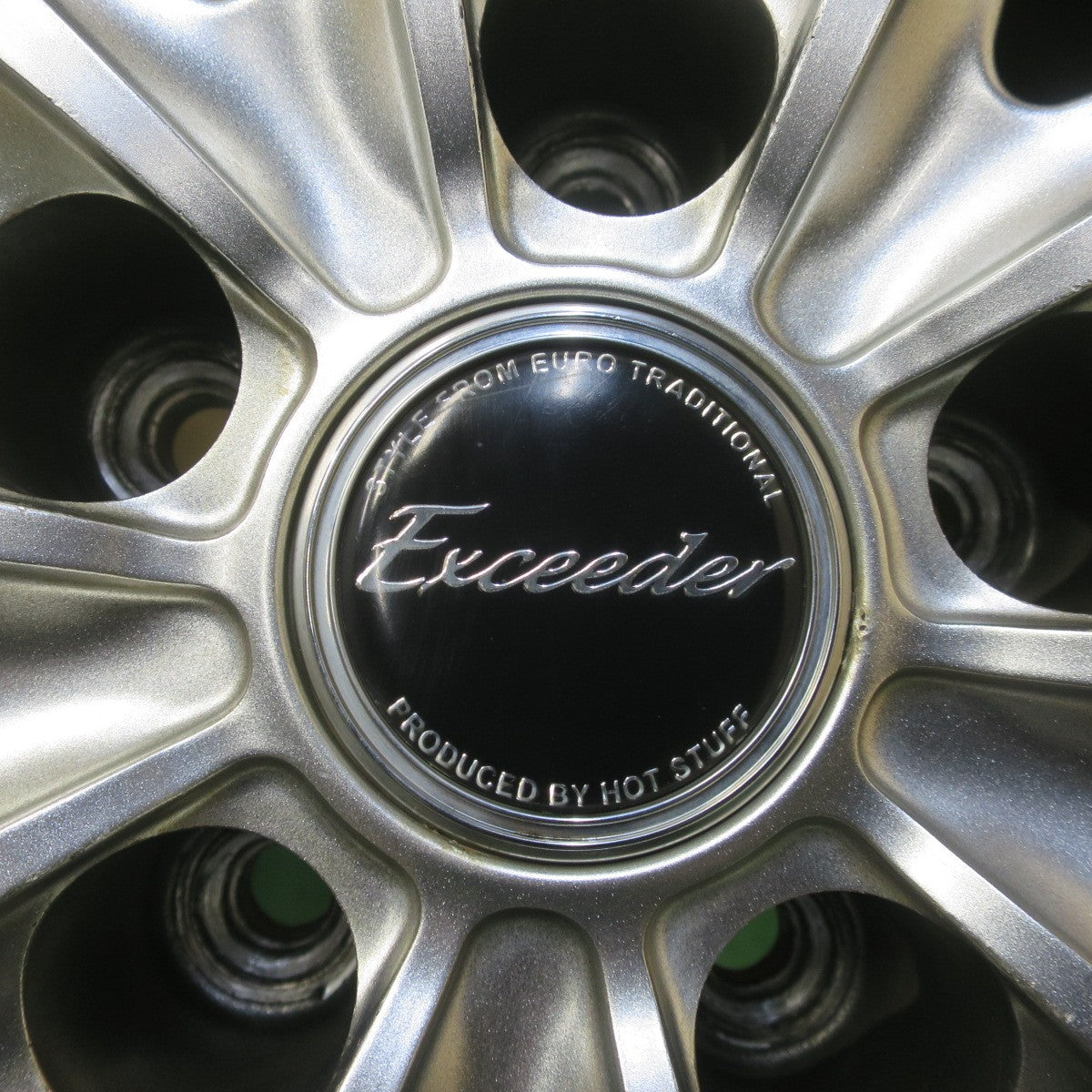 バリ溝！23年！キレイ！9.5分◎215/65R16 109/107S 8PR ヨコハマ ジオランダー A/T G015 ホワイトレター Exceeder エクシーダー 16インチ PCD114.3/5H◎6090403イノ