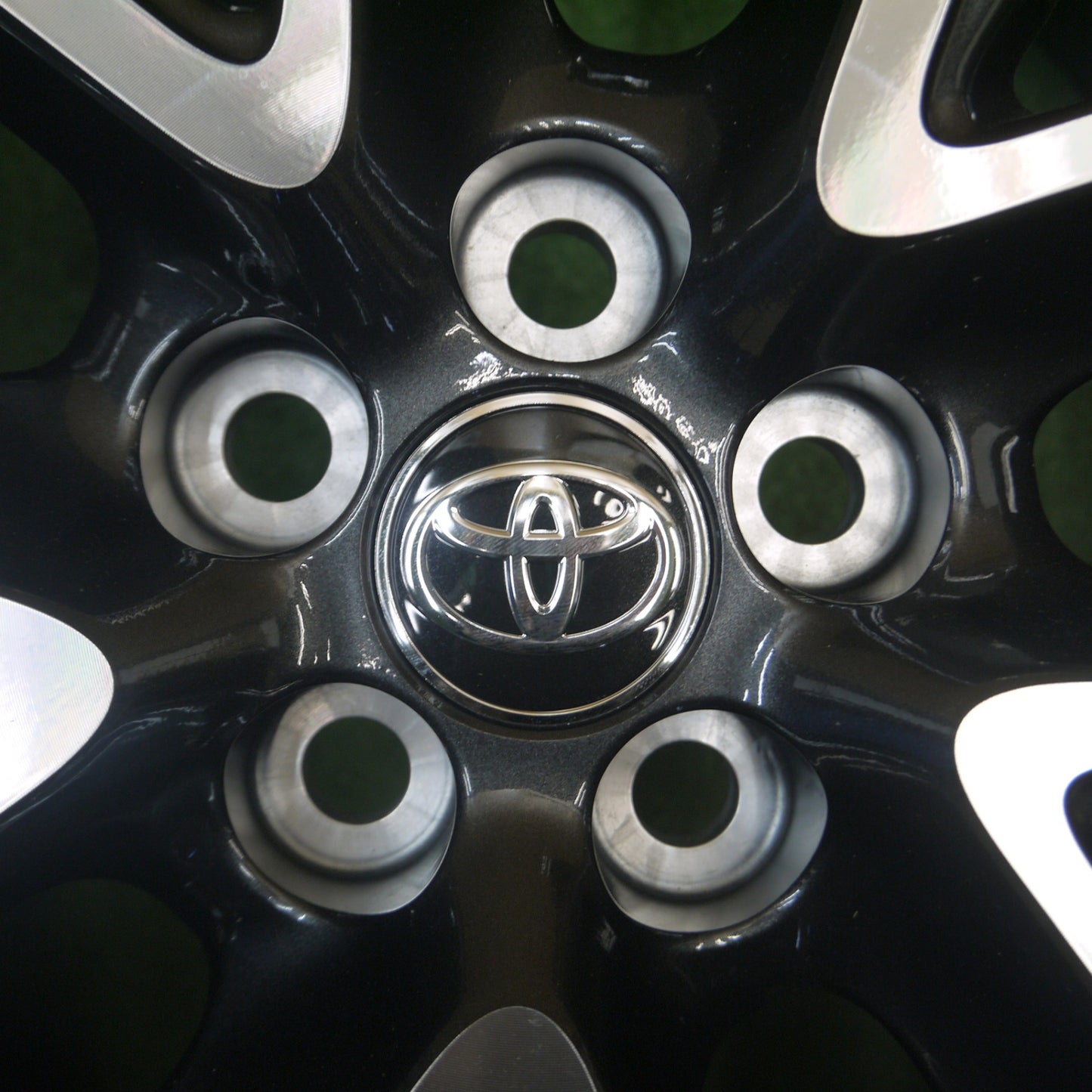 [送料無料] 新車外し！1本★トヨタ カローラ スポーツ GZ 純正 ホイール 18インチ 18×8J PCD100/5H★5022104Hホ
