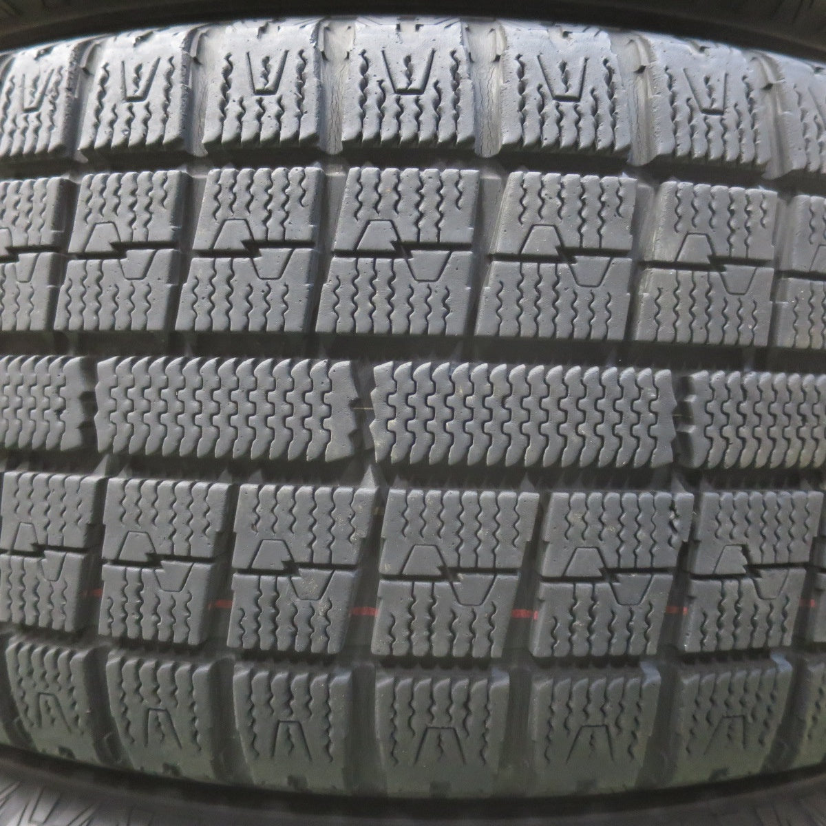 バリ溝！キレイ！9.5分★トヨタ プリウスα 純正 215/50R17 スタッドレス トーヨー ガリット G5 17インチ PCD114.3/5H★6032304イス