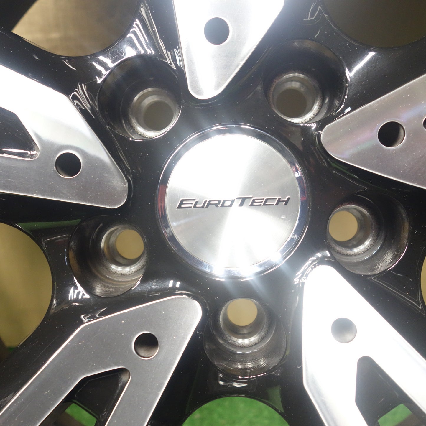 バリ溝！9.5分★プジョー 3008 EUROTECH GAYA SOLI 225/45R17 スタッドレス ピレリ アイスアシンメトリコ プラス ユーロテック ガヤ ソリ 17インチ PCD108/5H★6020803KTス