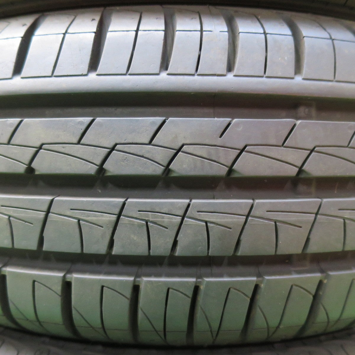 [送料無料] バリ溝！22年！ほぼ10分★185/70R14 バイキング CITY TECH CT6 タイヤ 14インチ ノート フリード セレナ 等★5010813イノタ